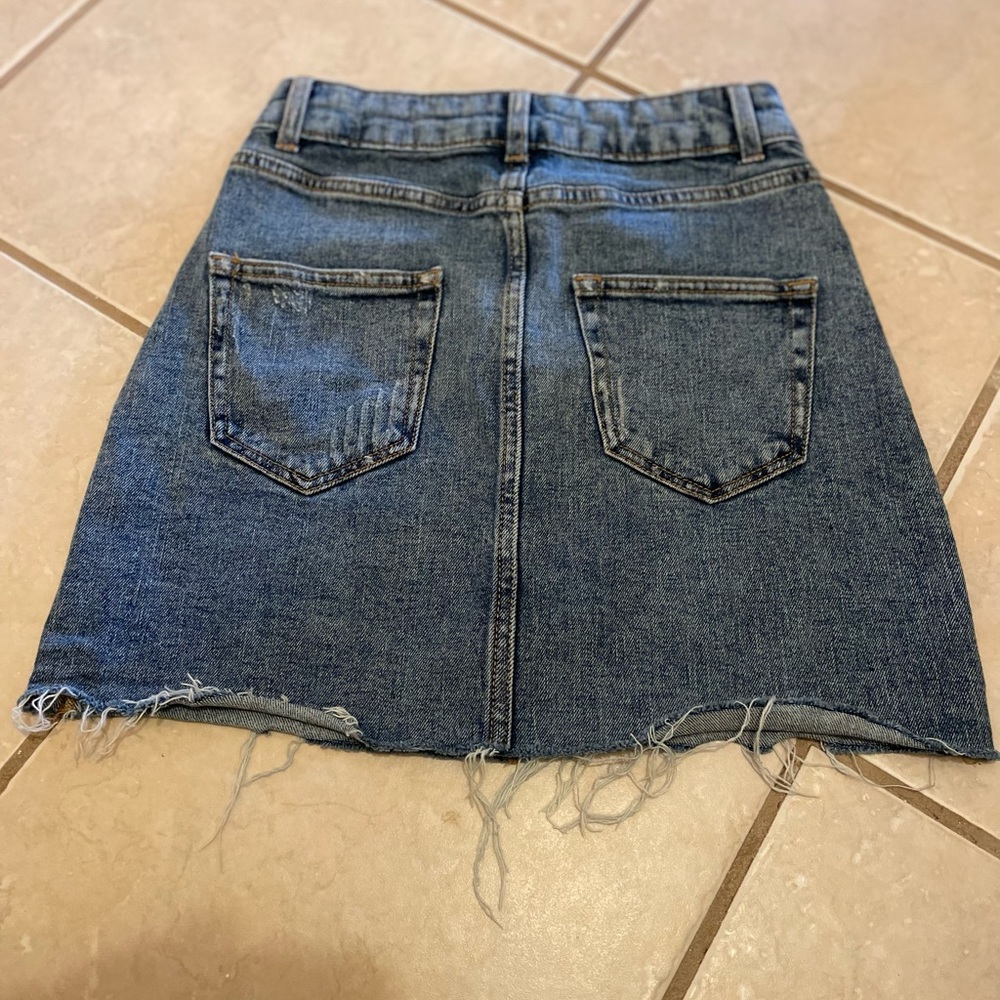 Wild Fable mini skirt - Picture 3 of 3
